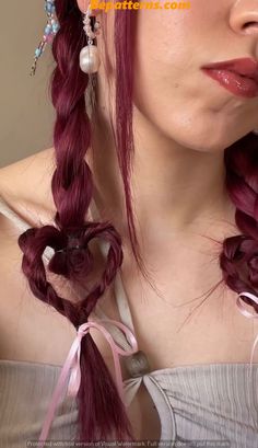 Playful Twists: Valentine's Day Hair Inspiration Cute Hairstyles Heart, Heart Braids Tutorial, How To Do Heart Braids, Cute Heart Hairstyles, Heart Hairstyle Tutorial, Cupid Hairstyle, Small Side Braids, Heart Hairstyle Braids, Heart In Hair