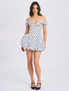 Step into timeless elegance with our Umika dress, a captivating blend of classic charm and modern flair. Adorned with whimsical polka dots, this off-shoulder mini dress features a drop waist and a unique bubble hem, elevating your style with every step. The pleated cups offer a touch of sophistication, while built-in boning ensures a flattering silhouette. Practicality meets chic with convenient pockets and a fully lined design. Seamlessly slip into this dress with its invisible zipper, embracin 2k23 Outfits, Black And White Polka Dot Dress, Satin Corset Dress, Bridesmaid Saree, Sorority Rush, High Waist Long Skirt, Long Skirt Outfits, Eve Dresses, Bubble Hem