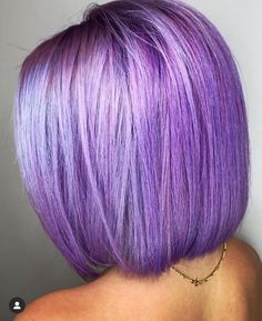 Short purple hair color is the new trend. Find out some of the best short purple hair color styles for this year! Grey Hair With Purple Highlights, Short Lavender Hair, Hair After Chemo, Purple Highlights Brown Hair, Hair Color For Short Hair, Lavender Grey Hair, Color For Short Hair, Iron Hairstyles, Purple Blonde Hair