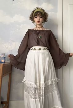 Ethereal Clothing Aesthetic, Flowy Casual Outfits, Ethereal Boho Aesthetic, Fem Outfit Ideas, Kitchen Witch Outfit, Modest Fairycore, Fairytale Outfits Casual