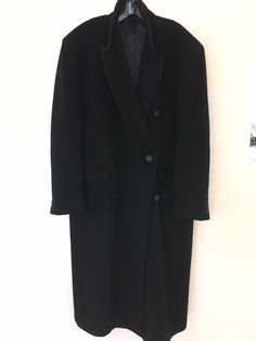 Beautiful and Elegant Mens Large Black Cashmere and Wool Overcoat. Double Breasted Worn one time In Excellent Condition Original price paid 595.00 Designer Long Pea Coat For Formal Occasions, Luxury Long Wool Coat For Formal Occasions, Classic Black Long Pea Coat, Classic Long Black Pea Coat, Classic Long Outerwear With Double Button Closure, Classic Long Wool Coat, Classic Long Single Breasted Pea Coat, Classic Long Fitted Pea Coat, Formal Long Single-breasted Pea Coat