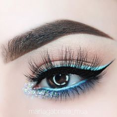 Winter Make-up, Winter Make Up, Dragon Makeup, Make Up Designs, Blue Makeup Looks, Winter Makeup, Make Up Looks, Eye Makeup Art