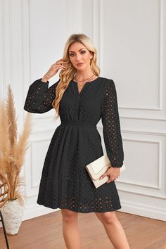 F00285183-205 Spring V-neck Hollow Out Midi Dress, Spring Hollow Out V-neck Midi Dress, Long Sleeve Hollow Out Midi Dress For Spring, Long Sleeve Hollow Out Dress For Brunch, Elegant Hollow Out Dress For Fall, Casual Womens Clothes, Eyelet Embroidery, Wedding Look, Costume Intero