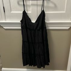 Entro Little Black Dress Bow On Back Tied Beautiful! Not For Someone Big Chested Size Large Flattering Fit Nwt Black Summer Mini Dress For Daywear, Black Summer Sundress For Daywear, Dress With Bow On Back, Black Dress With Bow, Summer Halter Tops, Button Up Maxi Dress, Criss Cross Dress, Pocket Maxi Dress, Floral Babydoll Dress