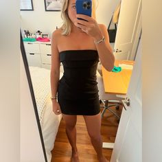 - Perfect Condition, Unworn, Selling Because It’s Just Too Short On Me (I Am 5’9” - Neckline To Hem Measures Approx 24" In Length - The Material Is Stretchy But Super Super Thick Quality Make Fitted Strapless Mini Dress For Going Out, Sleek Black Fitted Strapless Dress, Black Strapless Cocktail Bodycon Dress, Black Strapless Stretch Dress, Black Bodycon Dress With Straight Neckline For Party, Black Stretch Strapless Cocktail Dress, Black Strapless Bodycon Dress For Going Out, Strapless Black Bodycon Dress For Going Out, Black Strapless Dress With Straight Neckline For Spring