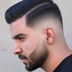 Haircut And Beard, Mid Fade Haircut, Popular Mens Haircuts, Mens Hairstyles Thick Hair, Cool Mens Haircuts, Men Haircut Styles, Mens Haircuts Fade, Corte De Cabelo Masculino