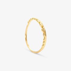 Scalloped Swell Ring 1-2mm (width of band), 0.8-1.4mm (thickness)Matte Finish In stock:18K Yellow Gold - size 6 Out-of-stock size will be special order (final sale)If you would like to purchase this ring in size below 3 or above 9, please write your exact size in the "Special Instructions" field at checkout. Unless we have the size you need in stock, this will be specially made for you. Please allow 5 weeks lead time. Satomi Kawakita, Black Rhodium, Long Chain, Earring Backs, Lead Time, Stacking Rings, Fashion Rings, Final Sale, Jewelry Box