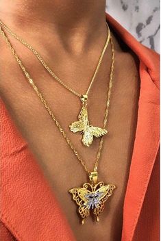 Lavishluxxshop Gold Jewelry With Butterfly Print For Gift, Gold Butterfly Print Jewelry For Gift, Gold Plated Butterfly Necklace With Charm, Gold Plated Butterfly Necklace With Delicate Chain, Gold Plated Butterfly Necklace, Xoxo Jewelry, Jewelry Butterfly, Butterfly Necklace Gold, Necklace Butterfly