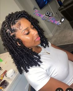 Short Locs Hairstyles Braids, Short Locs Faux Hairstyles, Butterfly Style Hair, Butterfly Faux Locs Short, Short Faux Locs Hairstyles For Women, Butterfly Locs Bob Hairstyle, Buterfluffy Locs Short, Natural Braided Hairstyles For Women, Short Faux Locs Black Women