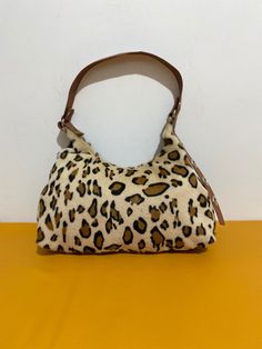 zebra pattern bag-Women  Sheepskin Handbag -Real sheepskin Fur Handbag-Fur Handbag-Fashion Bag-Christmas day gift- black yellow bag %100 Genuine sheepskin  Made from a beautiful soft shearling and leather, this bag is perfect for everyday use. Great as an evening bag, but also a perfect size for everyday essentials - fits a water bottle, wallet, phone and keys plus quite a few more extras.   Can be used as a shoulder bag as seen in these images - or as a cross body purse    Warm,soft,cozy and  b Leopard Print Rectangular Bag With Removable Pouch, Leopard Print Rectangular Satchel For Shopping, Brown Shoulder Bag With Animal Design For Daily Use, Chic Leopard Print Satchel Shoulder Bag, Brown Animal Design Shoulder Bag For Daily Use, Animal Design Tote Shoulder Bag For Daily Use, Leopard Print Rectangular Shopping Bag, Handheld Shoulder Bag With Leather Handles, Daily Use Animal Design Tote Shoulder Bag