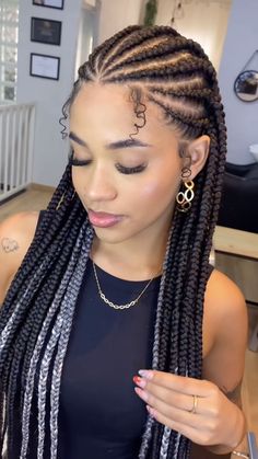 Textured Braid, Braid Hair Style, Women Hair Styles, Cornrows Braids For Black Women, Hairstyle Inspo, Fishtail Braid, Braid Ideas, Braid Hair, Braids For Black Women