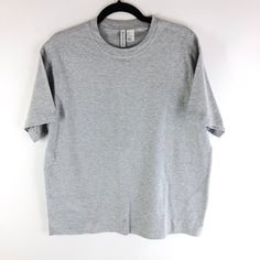 Divided H&M Mens T Shirt Crew Neck Recycled Cotton Blend Short Sleeve Gray S New With Tags! Please See Pictures For Measurements. Comes From A Smoke Free Home. Feel Free To Ask Any Questions You May Have. Thanks For Looking! Striped Tshirt Men, Neutral T Shirts, H&m Men, Rap Shirt, Hip Hop Sweatshirts, Hip Hop Shirts, H&m Shirts, Mens Stripes, Street Wear Urban