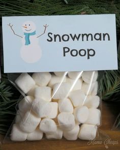 marshmallows are wrapped in cellophane to look like a snowman