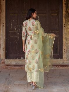 Uppada Silk Kurta with Organza Handcrafted Gotta Motif Dupatta with Gold Chikan Pajama. In class we Believe. Most Elegant and SadaBahaar design in Mehnaaz Sets, for every festive time in Beautiful colors. Handcrafted with fine Detail Color: Pista Green Fabric: Kurta - Upada Silk Bottom - Chikan Dupatta - Organza Unique work: Digital print Note: Length and sizes can be customised Length - Kurta 45 Inches Pants 36 Inches Dupatta 2.5 mtr Available in other colors The product will be delivered withi Luxury Pista Green Floral Print Dupatta, Luxury Festive Unstitched Suit With Digital Print, Luxury Spring Dupatta With Printed Motifs, Suits Usa, Pista Green, Embellished Shirt, Organza Sleeves, Silk Bottoms, Anarkali Kurta