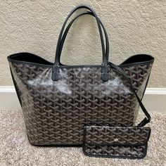 Amazing Goyard Anjou Pm Handbag. Fully Reversible Made Of Calfskin Leather. Can Be Worn On The Classic Black/Tan Goyard Monogram Or Fully On The Black Leather Side. Absolutely Gorgeous And Very Versatile Handbag. Made In France! Black Large Capacity Monogram Canvas Bag, Luxury Tan Shoulder Bag For On-the-go, Black Monogram Canvas Bag For Everyday Use, Black Monogram Canvas Bags For Everyday Use, On-the-go Monogram Canvas Shoulder Bag With Removable Pouch, Everyday Black Monogram Canvas Shoulder Bag, Black Monogram Canvas Shoulder Bag For Everyday Use, Goyard Anjou, Goyard Monogram