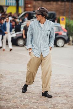 Pitti Uomo Street Style, Hipster Mens Fashion, Mens Fashion Urban, Mens Fashion Streetwear, Spring Street Style, Men Fashion Casual Outfits, Street Style Inspiration