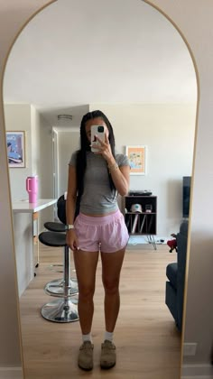 #ootd #ootdinspo #lululemon #aritzia #birkenstock #clogs Outfits With Clogs Summer, Summer Birkenstock Outfit, Aritzia Outfit Summer, Outfits With Clogs, Birkenstock Outfit Summer, Aritzia Outfit, Cute Running Outfit, Boston Outfits, Birkenstock Clogs