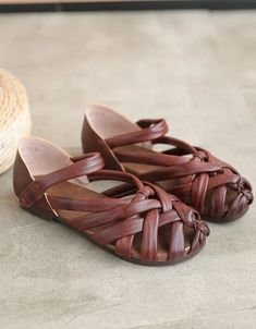 Handmade Leather Retro Woven Comfortable Sandals – Obiono Vintage Brown Summer Flats, Vintage Summer Huarache Sandals With Round Toe, Brown Closed Toe Flats For Vacation, Brown Round Toe Flats For Vacation, Wardrobe Architect, Yellow Coffee, Comfort Women, Woven Sandals, Handmade Sandals