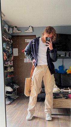 Men Outfit Asthetics, Guy Sporty Outfits, Outfits Ideas For Guys, Men Aesthetic Outfits Summer, Guy Astethic Outfits, Male Outfits Streetwear, Sporty Streetwear Men, Outfit Uomo Streetwear