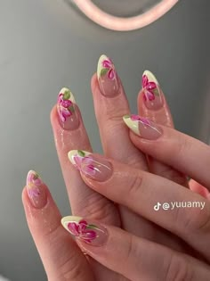 Hawaiian nails: 62 nail designs you'll absolutely want for your summer vacations 4 Hawaiian Nails, Cute Simple Nails, Summery Nails, Vacation Nails