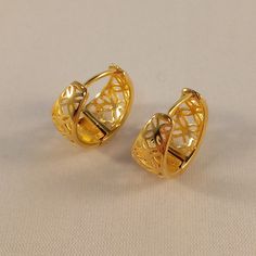 These Beautiful Hollow Carved Flower Huggie Hoop Earrings Are Made Of 24k Yellow Gold Filled. Brand New And Never Been Worn. Lead And Nickel Free. These Fine Quality Earrings Are Comfortable And Perfect For All Day, Everyday Wear, Special Occasions, Or A Special Gift. Please Send Offers And Questions. Measurements: 15 X 7mm Or .59" X .27" Weight: 2.5g Flower Hoop Earrings, White Gold Hoop Earrings, Petite Earrings, White Gold Hoops, All Day Everyday, Long Tassel Earrings, Butterfly Earrings Stud, Snake Earrings, Skull Earrings