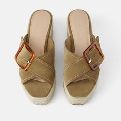 Zara Leather Platform Espadrille Sandals With Tortoiseshell Buckle. 2" Platform. Size: Eur 38 / Us 7.5 Color: Tan / Brown Chic Brown Slip-on Wedge Sandals, Chic Leather Espadrilles With Buckle Closure, Beige Espadrilles With Buckle Closure And Round Toe, Beige Round Toe Espadrilles With Buckle Closure, Beige Open Toe Espadrilles With Buckle Closure, Beige Open Toe Espadrilles With Buckle, Brown Slip-on Espadrilles For Summer, Chic Brown Espadrilles For Vacation, Chic Brown Summer Espadrilles