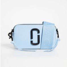 Dreamy Blue Marc Jacobs Snapshot Dtm Bag Marc Jacobs Snapshot Bag Blue, Vince Sneakers, Marc Jacobs Snapshot Bag, Snapshot Bag, Marc Jacobs Crossbody Bag, Marc Jacobs Purse, Vanity Bag, Small Crossbody Purse, Marc Jacobs Bag