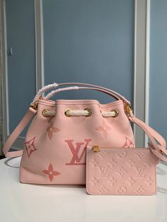 ?? SIZE : 28.0 x 20.0 x 11.5 CM Lv Handbags, Lv Bag, Monogram Canvas, Louis Vuitton Bag, Luxury Bags, Timeless Elegance, Promotion, Louis Vuitton, Monogram