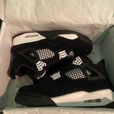 These Are The Jordan 4 White Thunder That Released On August 24, 2024. These Shoes Are Fresh Out The Box And Never Worn. Black Thunder, Black Sportswear, Jordan 4s, Trainers Fashion, Jordan 4 Retro, Black Trainers, Air Jordan 4 Retro, Newest Jordans