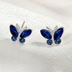 Beautiful Blue Crystal Butterfly Silver Toned Stud Earrings. So Cute! Butterfly Stud Earrings, Crystal Butterfly, Glass Butterfly, Butterfly Earrings Stud, Sparkle Earrings, Butterfly Jewelry, Butterfly Earrings, Earrings Color, Blue Crystals