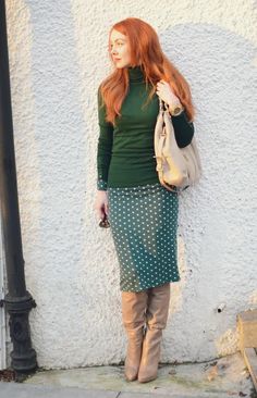 Sweater Skirt Outfit, Outfit Botas, Scottish Style, High Boots Heels, Elegant Boots, Red Hair Woman, Thigh High Boots Heels, Women In Boots, Thigh Boots