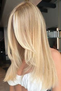 Aprende las mejores tecnicas de balayage y colorimetria #colorimetria #balayage #rubio #blonde #babylights Butter Blonde Hair