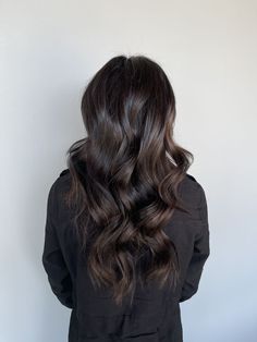 Textured Brunette Hair, Soft Waves Dark Hair, Dark Brown With Dimension, Dark Hair Dimension, Dark Brunette With Dimension, Deep Brunette Hair Color, Dark Brown Dimensional Hair, Brown Hair Dimension, Dimensional Dark Brunette