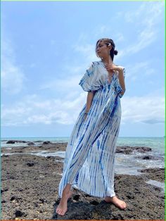 15-mag-2021 - Questo Pin è stato scoperto da נעמי יעקובי. Scopri (e salva) i tuoi Pin su Pinterest. Dress Goddess, Kaftan Design, Honeymoon Dress, Flowy Dress Long, One Shoulder Prom Dress, Maxi Kaftan, Kaftan Maxi Dress, Long Kaftan, Maxi Dress Long