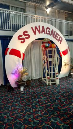 a life preserver is set up in the middle of a room for an event