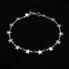 Stainless Steel Gothic Style Star Link Bracelet Links 10mm Long 316 Stainless Steel Tarnish Free & Water Resistant Hypoallergenic, no Irritation or Green Skin Optional Adjustable Extender Chain Hand Made in the UK O Ring Choker, Gothic Bracelet, Word Necklace, Gothic Pendant, Gothic Chokers, Green Skin, Bracelet Box, Gothic Earrings, Layered Chokers