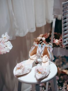 This price is for a pair of high heels only.   	 		 			Size 			34 			35 			36 			37 			38 			39 		 		 			Foot Length 			22 			22.5 			23 			23.5 			24 			24.5 		 		 			Heel 			5/8 			5/8 			5/8 			5/8 			5/8 			5/8 Pink High Heel Wedding Shoes, Spring Wedding High Heels, Feminine Wedding Shoes With 4-inch Heel, Feminine Heels With 4-inch Heel And Ankle Strap, Feminine 4-inch Heel Ankle Strap Heels, Feminine Wedding Shoes With Heel Strap And Round Toe, Spring Wedding Shoes With 4-inch High Heel, Feminine Kitten Heels With Wrapped Heel, Feminine Open Heel 4-inch Heels