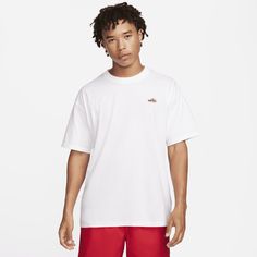 Clean and classic, this midweight cotton Nike tee features our signature Max90 fit and an Air Max 1 shoe patch at the left chest. It's designed to feel roomy through the chest and body for easy movement and layering. For added style points, pull it on with your favorite Air Max shoes. Nike White Athleisure T-shirt, Casual White Moisture-wicking T-shirt, Relaxed Fit Sportswear T-shirt For Streetwear, Nike White T-shirt For Streetwear, White Moisture-wicking Sportswear T-shirt, Nike T-shirt For Streetwear Athleisure, Moisture-wicking Relaxed Fit T-shirt For Streetwear, Relaxed Fit Cotton Sportswear T-shirt, Relaxed Fit Cotton T-shirt Sportswear