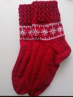 Hand knitted socks 100% wool Feet in lenght 25cm Suitable for wide feet or to pull over another sock Hand-knitted soft socks with the optimal feel-good factor for cold winter days. Highly recommend hand washing your wool socks with soap to preserve their color and texture. Ready to Ship Christmas Socks Gift, Handmade Charm Bracelets, Alpaca Socks, Wool Gifts, Soft Socks, Handmade Socks, Hand Knit Socks, Knitted Socks, Soft Sock