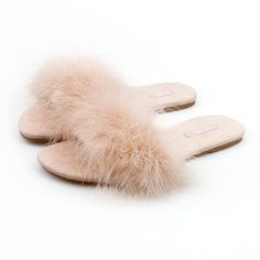 PRICES MAY VARY. Memory Foam Slippers: Our house slippers use a thick supportive cushion midsole; High density and flexible memory foam midsole offers stabilizing support, absorbs shock and soothes common foot pains, arthritis and plantar fasciitis from all-day walking or standing. Non Slip Rubber Sole: Lightweight waterproof and anti-skid sole can absorb noise when walking on the floor and protect the floor from scratching. Allows you to easily and safely walk indoors or outdoors. Elegant Desig Feather Slippers, Aurora James, Types Of Sandals, Brother Vellies, Cozy Slippers, House Bedroom, Turkey Feathers, Slippers For Women, Fuzzy Slippers