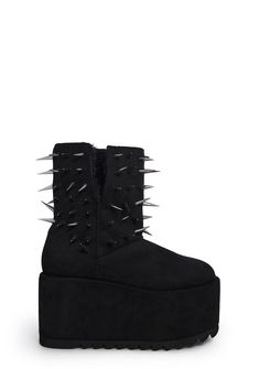 base Black Spiked Winter Platform Boots, Edgy Winter Platform Boots, Edgy Platform Boots For Winter, Black Winter Boots With Spikes, Winter Punk Platform Boots With Spikes, Winter High-top Platform Boots With Rivets, Punk Style Spiked Platform Boots For Winter, Winter Alternative Boots With Lug Sole, Alternative Winter Boots With Lug Sole