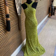 Beautiful Green Sequin Formal Dress With Zipper And Low Back Fitted Floor-length Green Sequin Dress, Green V-neck Sequin Evening Dress, Embellished Floor-length Green Sequin Dress, Theia Dresses, Green Formal Dresses, Sequin Formal Dress, Colorful Dresses Formal, Green Sequins, Long Dress