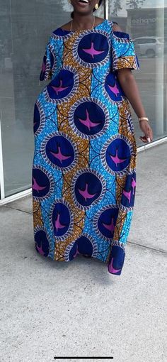 Long African dress with pockets  100% wax print. NOTE; please this is not a perfect fit dress, expect 2 to 4 inches increase in measurements because it is a bit roomy  The length is 57 to 60 inches  Please let me know if you want a particular length or any kind of fitting prior to purchase  Let me know within 3 days after receiving the item that you want to return it. Cancel order within 12 hours after purchase. Item must be returned within 7 days after receiving. Buyer pay return cost Blue Ankara Fabric Maxi Dress, Ankara Long Dress, African Wears, Kitenge Fashion, Ankara Long Gown Styles, African Print Tops, Long African Dresses, African Print Dress Designs, African Maxi Dresses