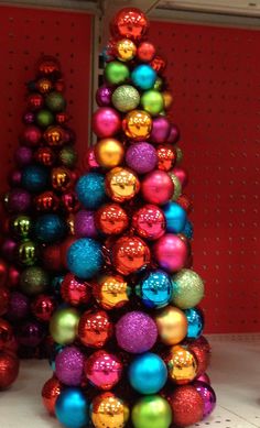 there is a christmas tree made out of balls