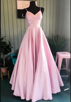 Pink Satin Prom Dress, Carpet Outfits, Trendy Prom Dresses, Senior Prom Dresses, Pink Prom Dress, Long Prom Gowns, Cute Prom Dresses