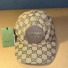 New Technical Fabrication In A Canvas Weave All-Over Gg Logo Pattern Front Embroidered Logo Patch Adjustable Touch-Fastening Back Strap 100% Authentic Gucci Cap, Gucci Accessories, Logo Pattern, Back Strap, Patch Logo, Baseball Cap, Accessories Hats, Mens Accessories, Weaving