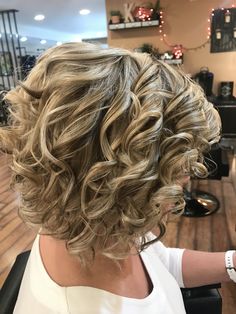 Ash Hair, Hair Color Formulas, Bride Hair, Hair Affair, Short Wavy Hair, Mid Length Hair, Bob Haircuts, Short Curly Hair