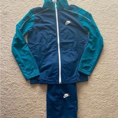 Classic Polyester Tracksuit For Girls In A Size Large ~ Nwt Blue Casual Sets For Fall, Casual Blue Winter Sets, Blue Spring Tracksuit Sportswear, Sporty Blue Tracksuit For Spring, Blue Tracksuit With Pockets And Long Sleeves, Fitted Blue Tracksuit With Pockets, Blue Fitted Tracksuit With Pockets, Casual Blue Tracksuit With Pockets, Blue Sports Tracksuit With Pockets