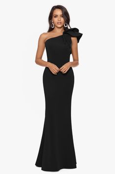 Mother Of The Groom Dresses Long Modern, Black One Shoulder Prom Dress, Black Dress Mother Of The Bride, Black Tie Wedding Guest Dress Older Woman, Black Strapless Bridesmaid Dress, Mother Of The Bride Black Dress, One Shoulder Mother Of The Bride Dresses, Jewelry For One Shoulder Dress, Mother Of The Bride Black Dresses