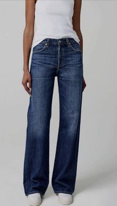 Women's 2024 Fall Fashion, Wide Leg Jeans Outfit, Classic Capsule Wardrobe, Summer Capsule Wardrobe, Denim Trends, Minimalist Fashion, Beautiful Outfits, Casual Style, Casual Chic